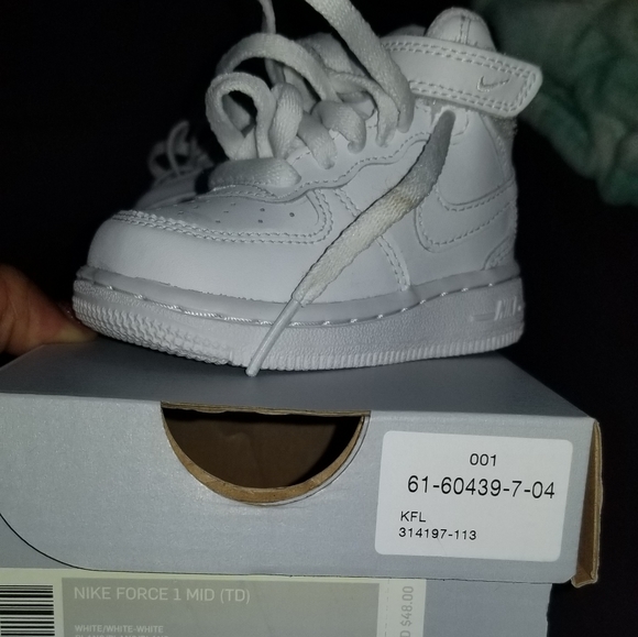 Toddler nike air force 1's - Picture 5 of 6